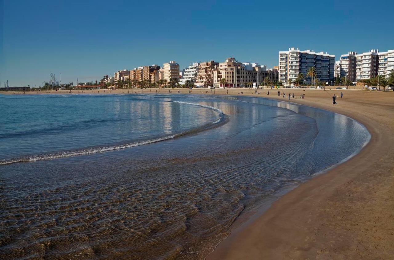 Uim Mediterraneo Diagonal 17 Wifi Sagunto المظهر الخارجي الصورة