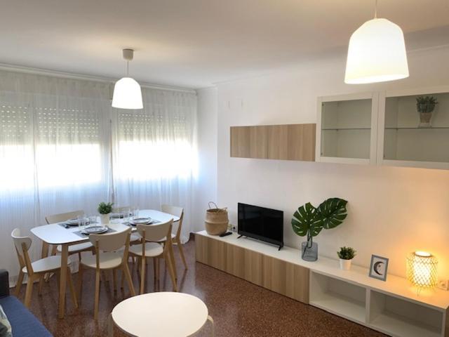 Uim Mediterraneo Diagonal 17 Wifi Sagunto المظهر الخارجي الصورة